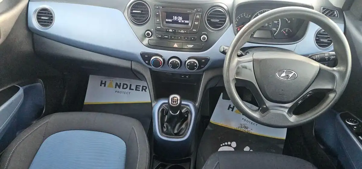 2014-hyundai-i10-10-se-big-10