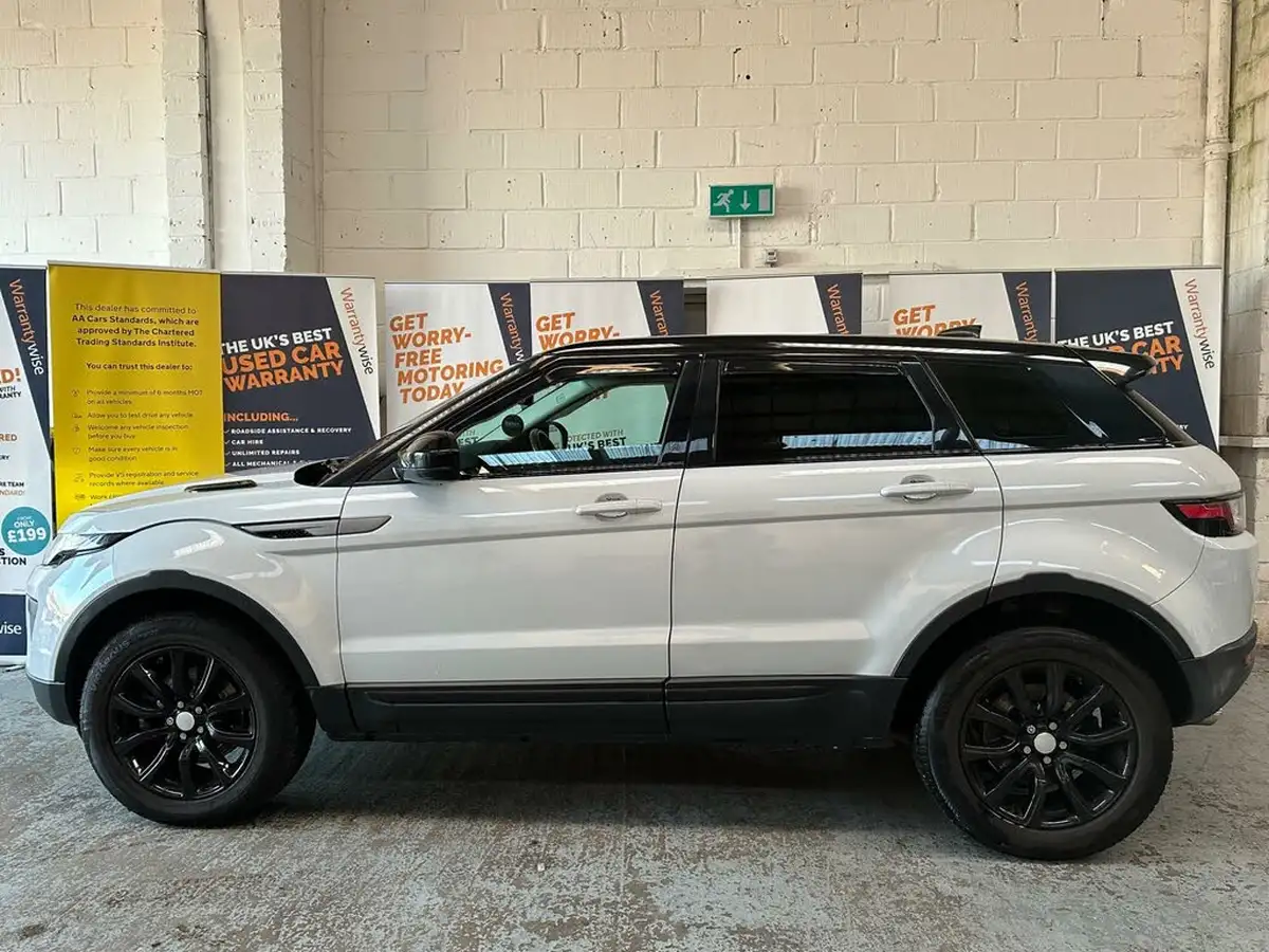 2016-land-rover-range-rover-evoque-big-15