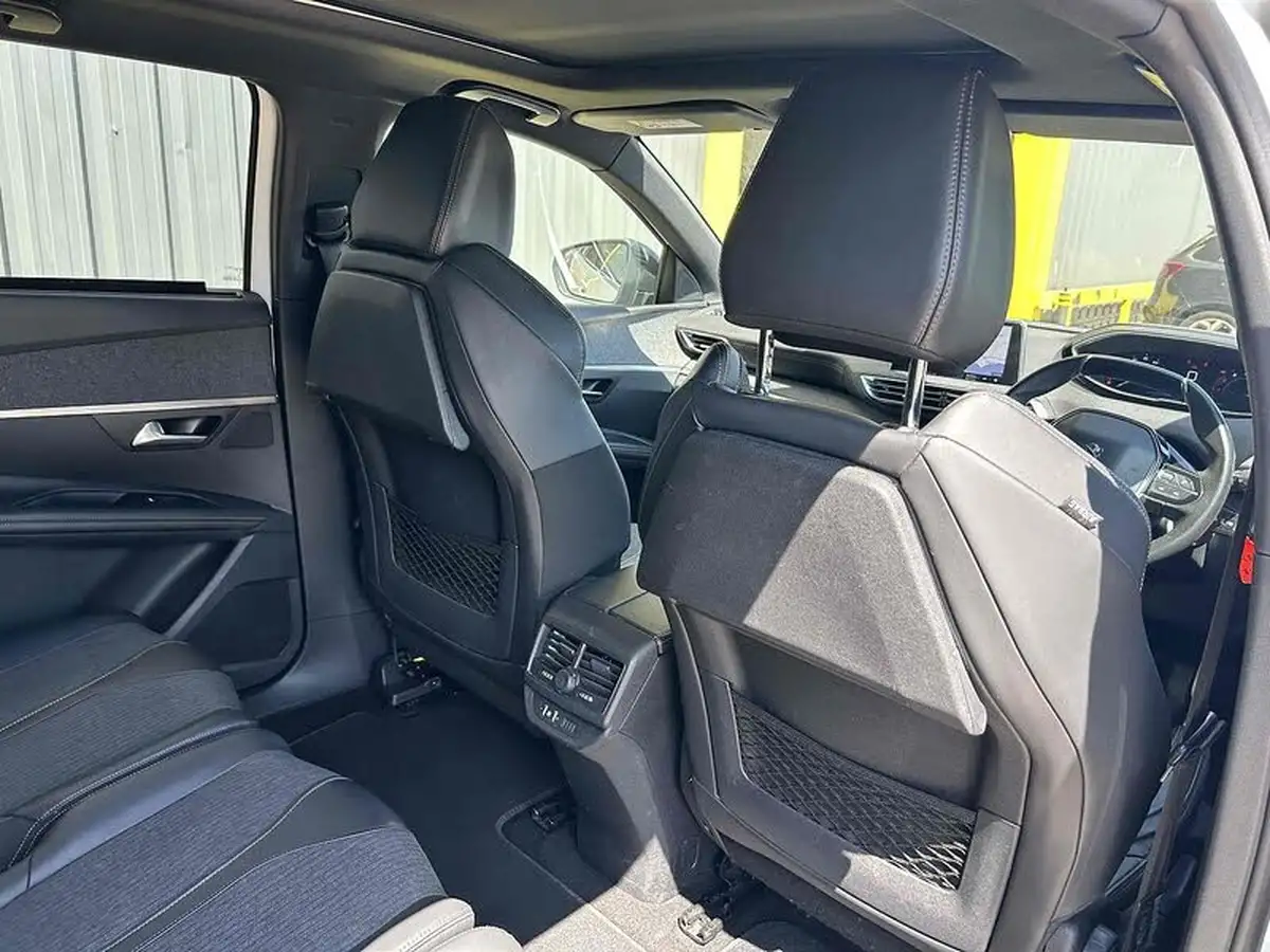 2018-peugeot-5008-suv-12-puretech-gt-line-big-17
