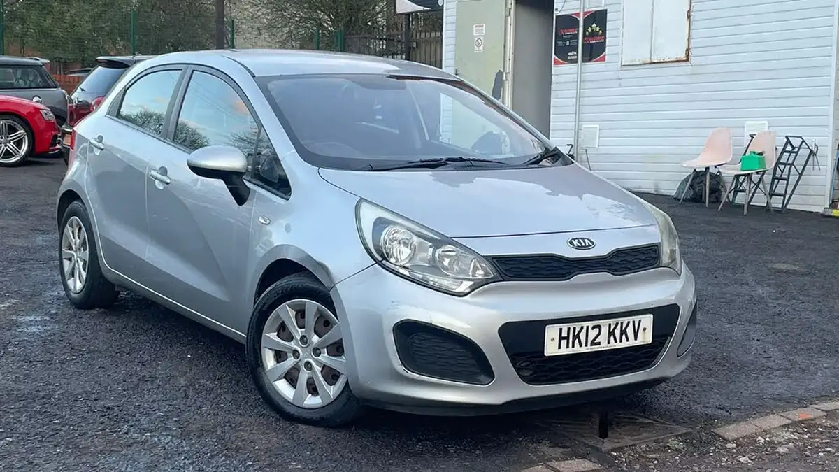 2012-kia-rio-11crdi-1-air-big-0