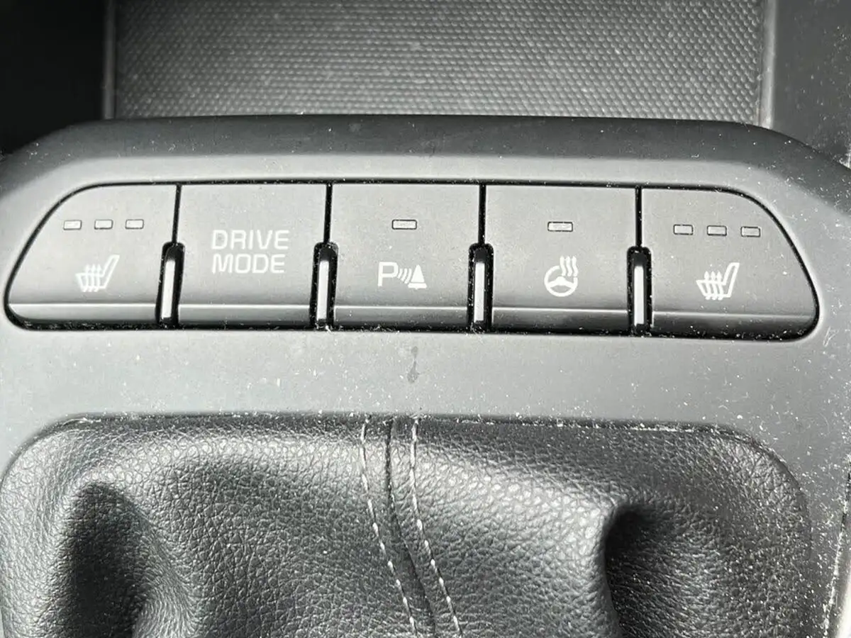 2021-kia-rio-10-t-gdi-gt-line-s-48v-big-44