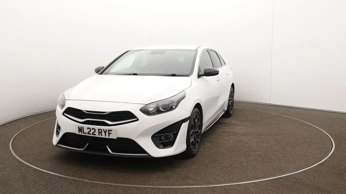 2022-kia-pro-ceed-15-t-gdi-gt-line-big-39
