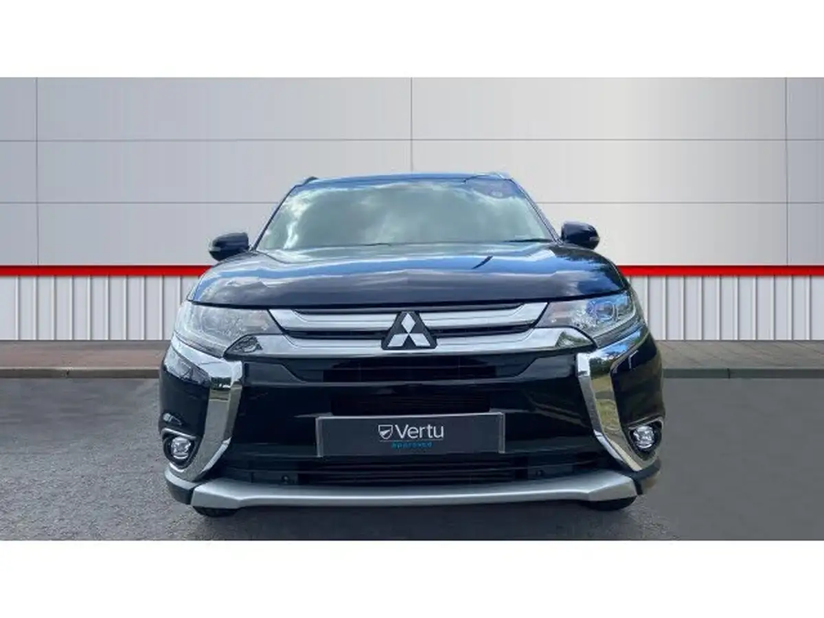 2017-mitsubishi-outlander-22di-d-4-big-2