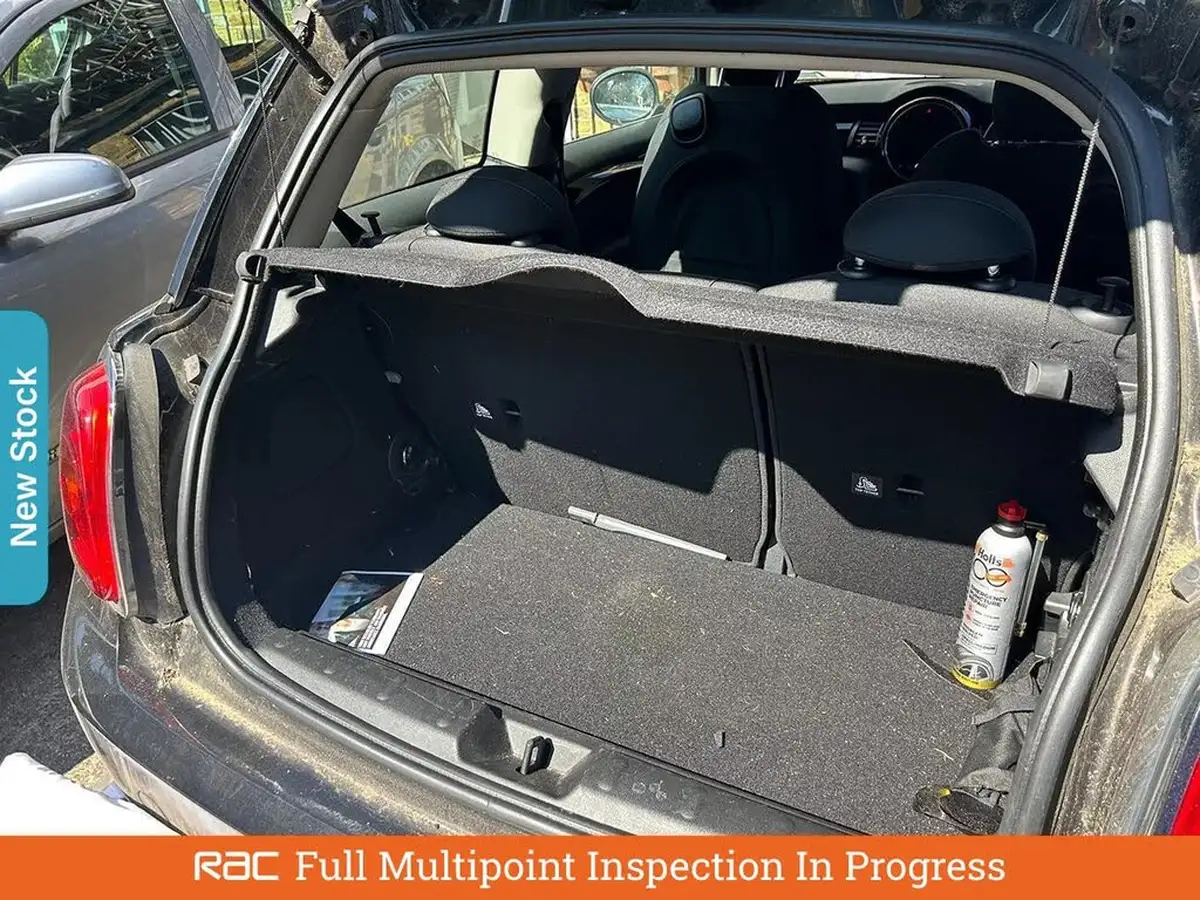 2018-mini-cooper-15-cooper-series-ii-jcw-chilinav-plusss-hatchback-3d-auto-big-6