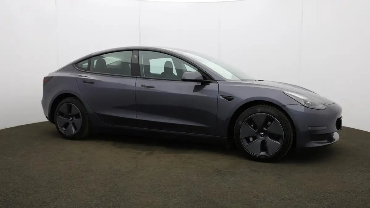 2023-tesla-model-3-e-long-range-346bhp-big-43