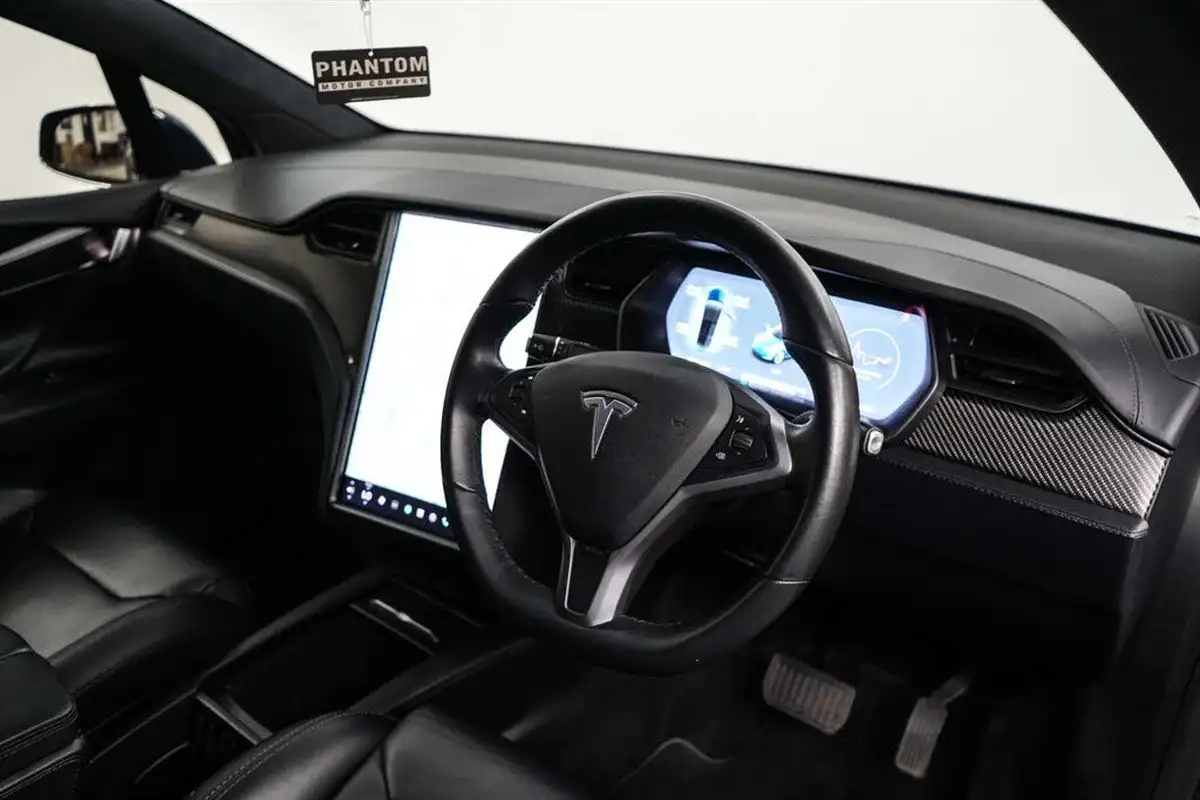 2018-tesla-model-x-e-75d-big-13