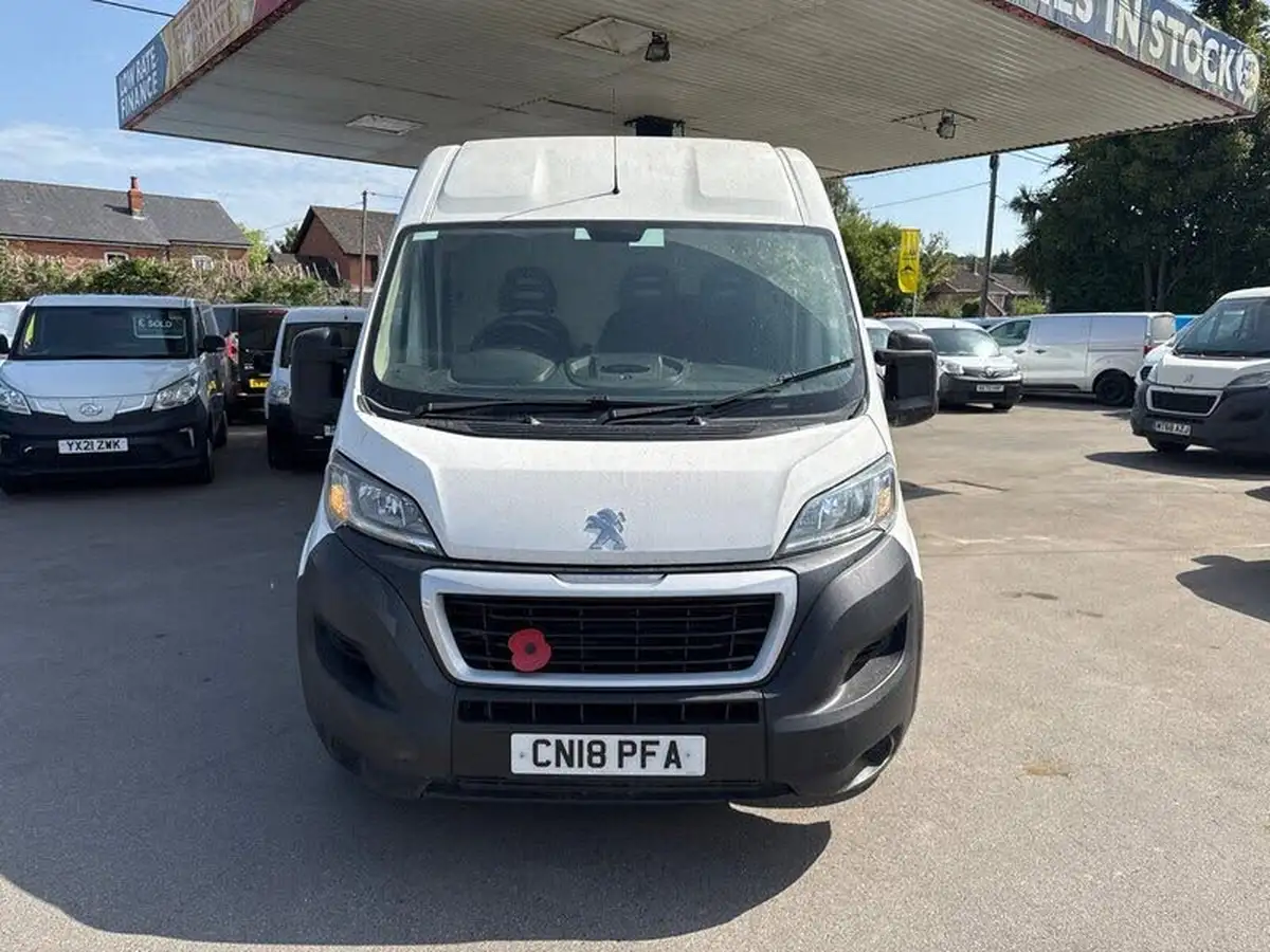 2018-peugeot-boxer-20-bluehdi-professional-335-l3-h2-big-4
