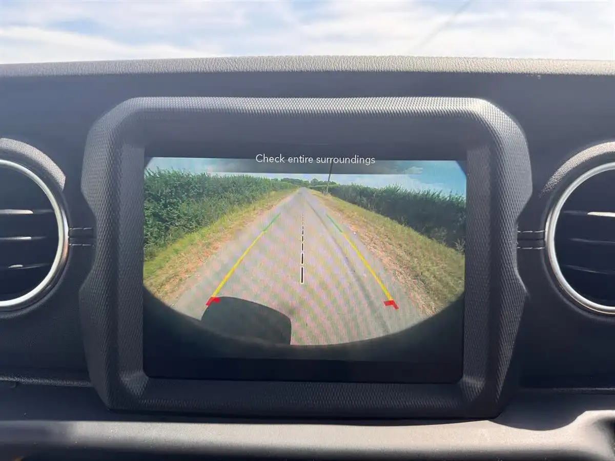 2021-jeep-wrangler-20-gme-80th-anniversary-3d-big-21