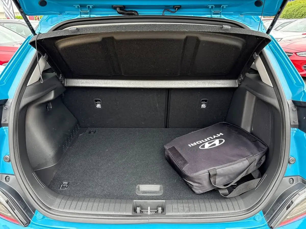 2023-hyundai-kona-e-premium-136ps-39kwh-big-10