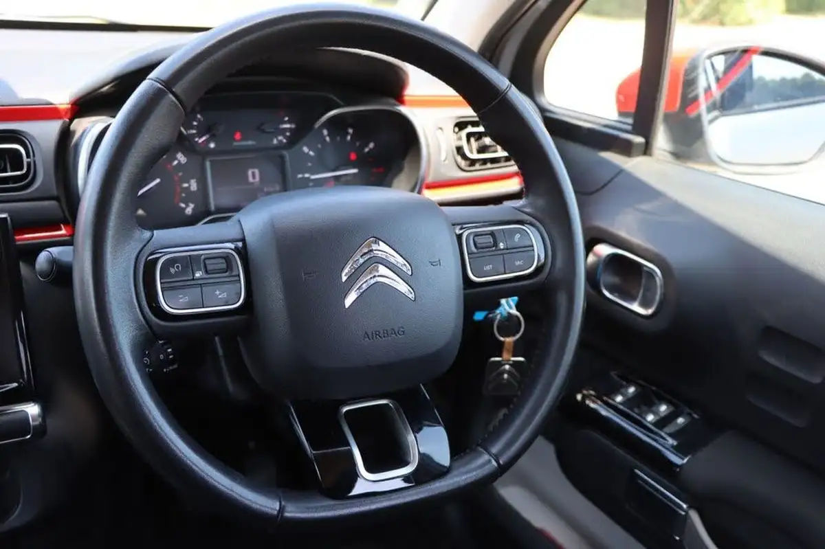 2017-citroen-c3-12-puretech-flair-nav-edition-big-21