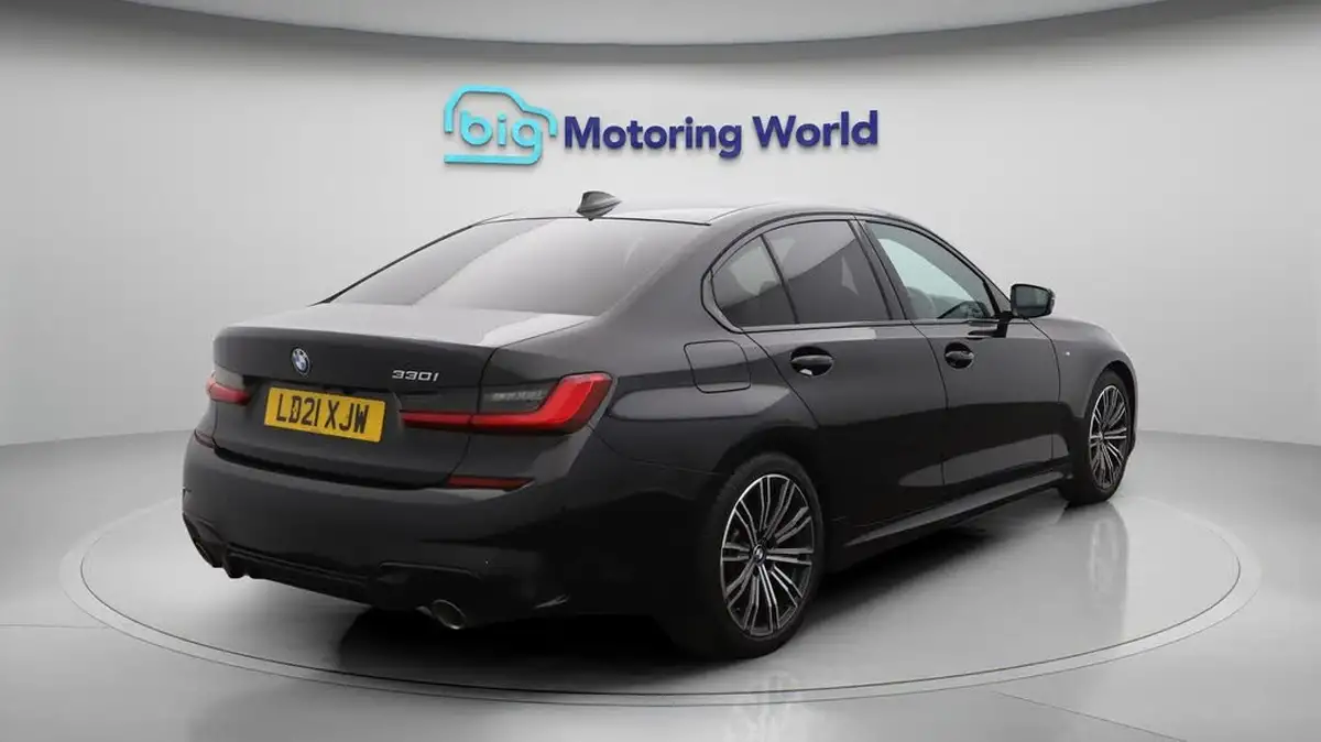 2021-bmw-3-series-20-330i-m-sport-saloon-4d-big-7