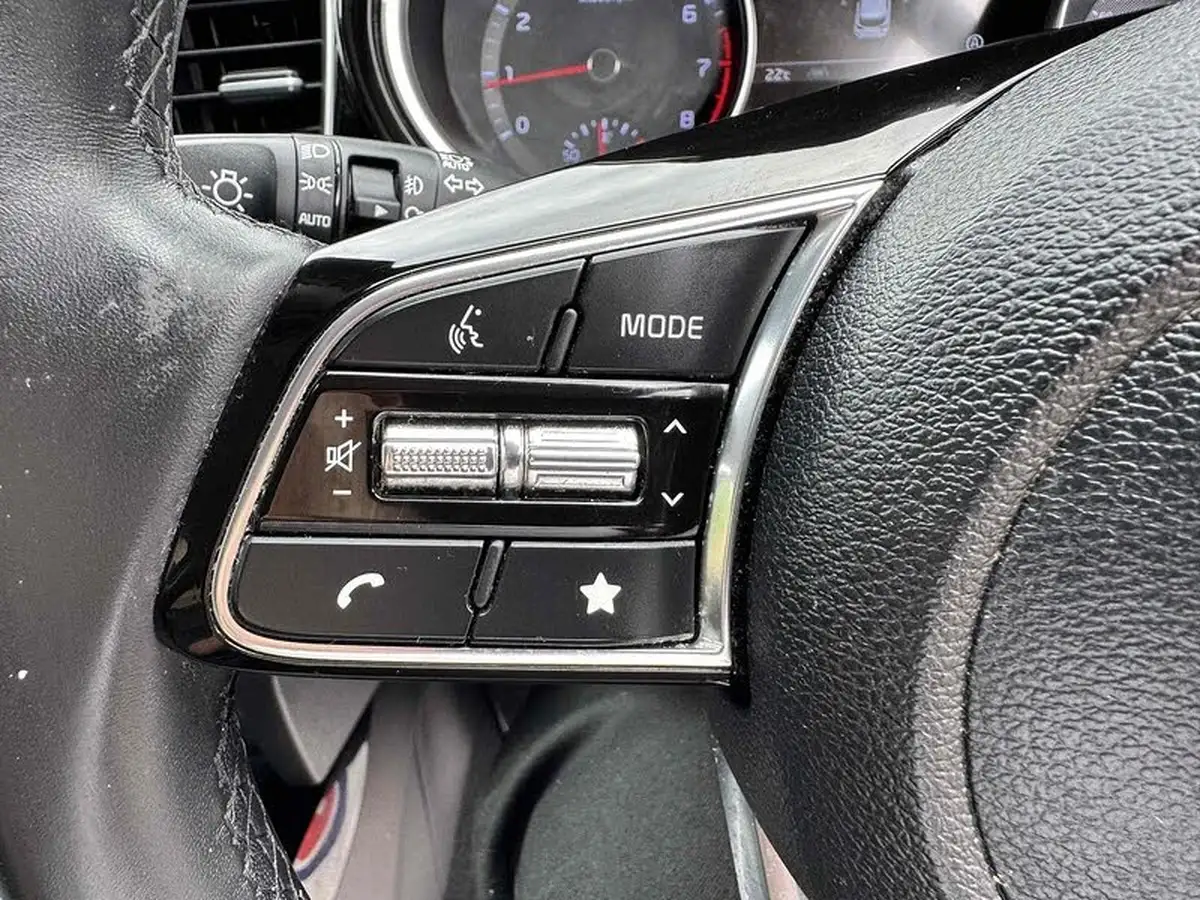 2022-kia-ceed-15-t-gdi-3-hatchback-big-28