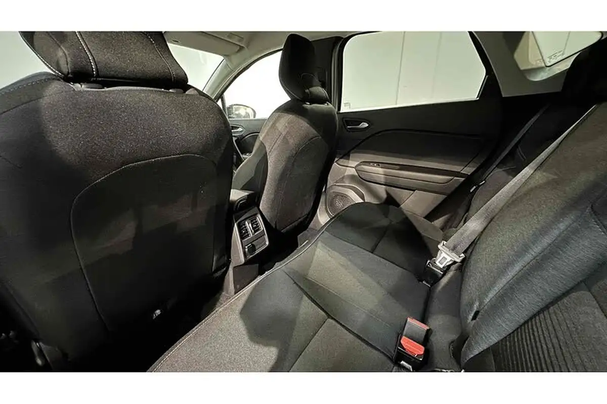 2021-renault-captur-10-tce-iconic-90ps-big-21