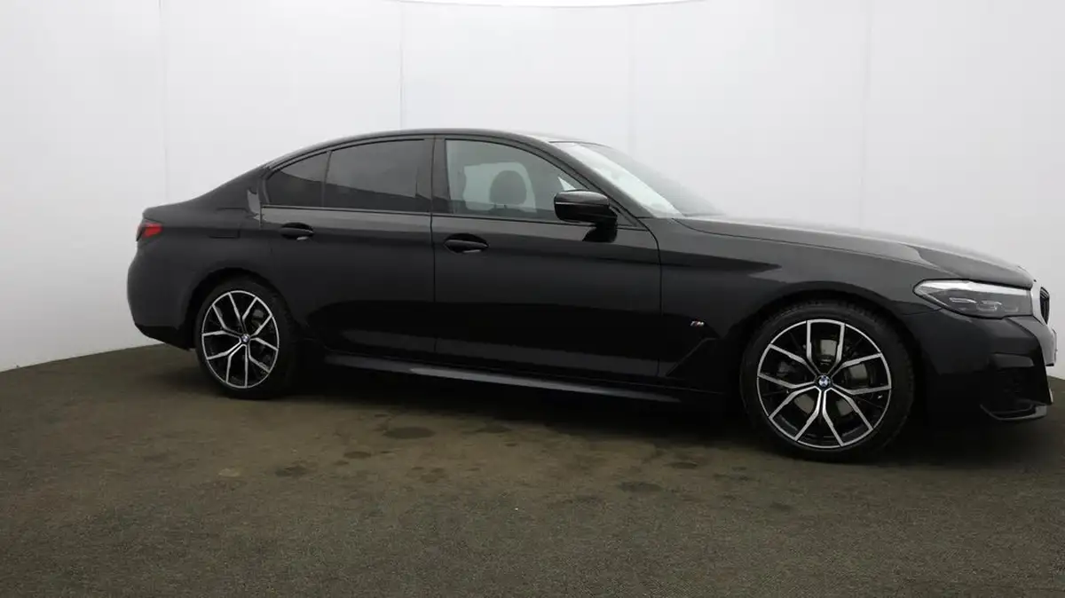 2021-bmw-5-series-20td-520d-m-sport-mht-saloon-4d-big-50