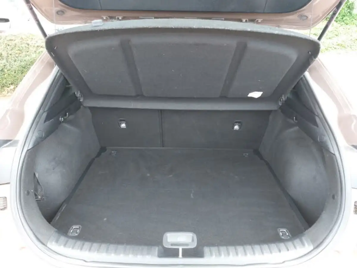 2022-kia-xceed-10-t-gdi-2-big-7