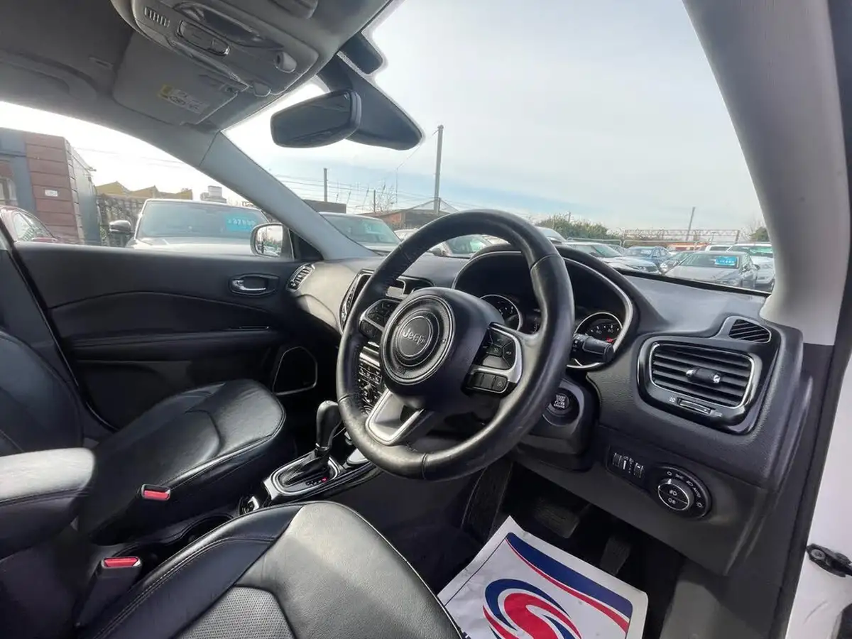 2019-jeep-compass-20multijet-ii-limited-168bhp-auto-big-27