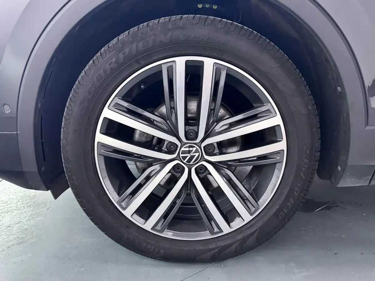 2023-volkswagen-tiguan-15-tsi-elegance-big-53