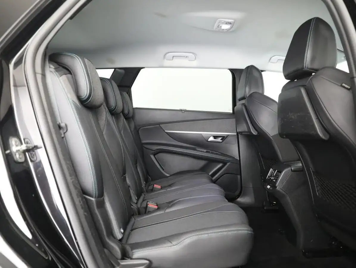 2022-peugeot-5008-suv-15-bluehdi-allure-premium-eat8-big-25