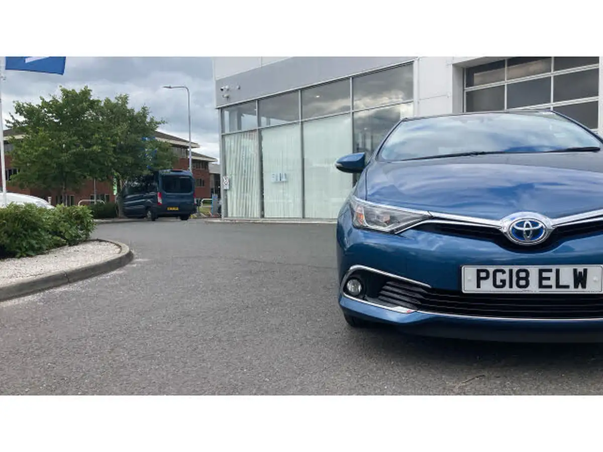 2018-toyota-auris-18-vvt-i-hsd-excel-hatchback-big-32