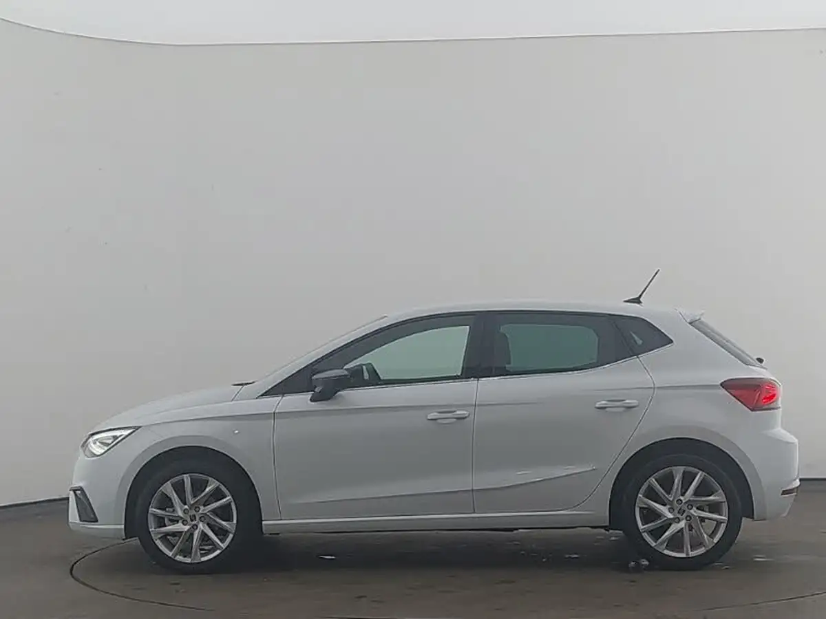 2024-seat-ibiza-10-tsi-xcellence-115ps-big-3