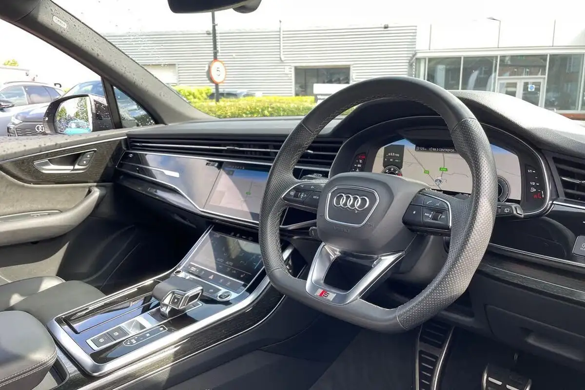 2021-audi-q7-30-50-tdi-black-edition-big-26
