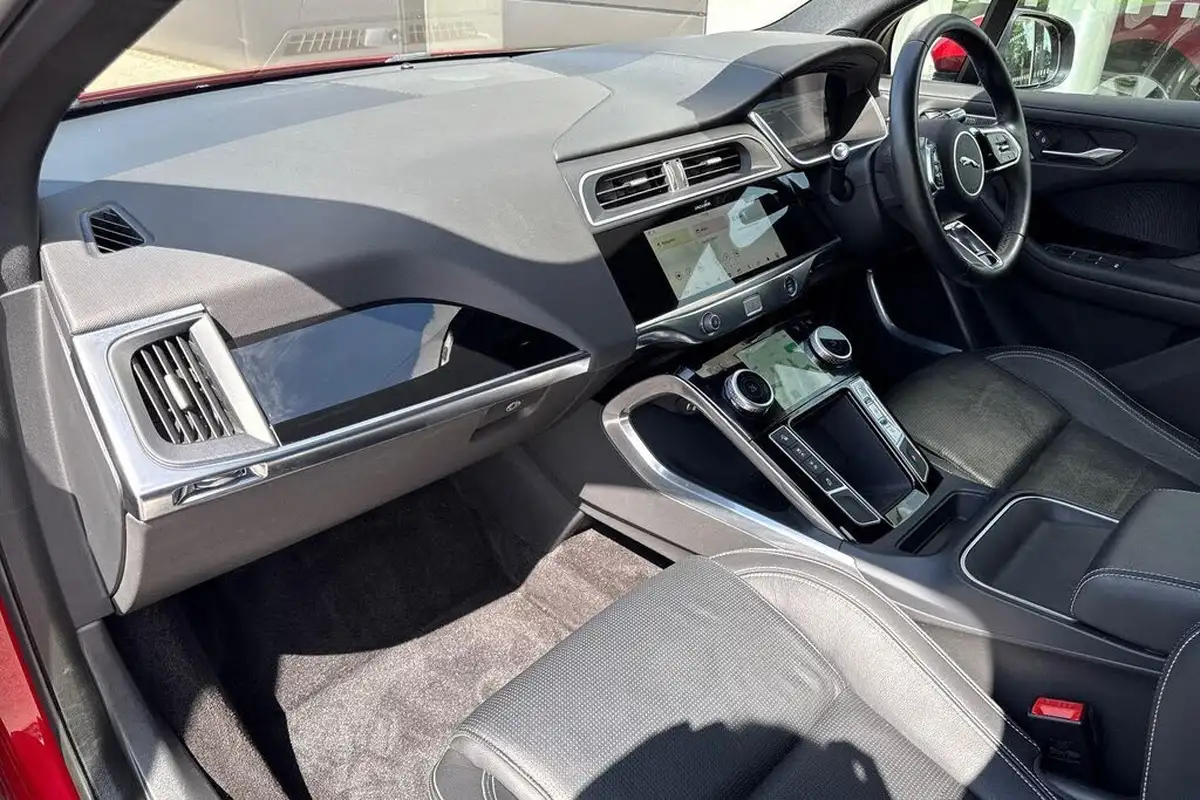 2019-jaguar-i-pace-ev400-se-big-36