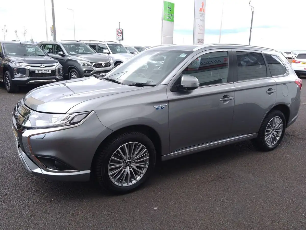 2019-mitsubishi-outlander-24-dynamic-phev-big-3