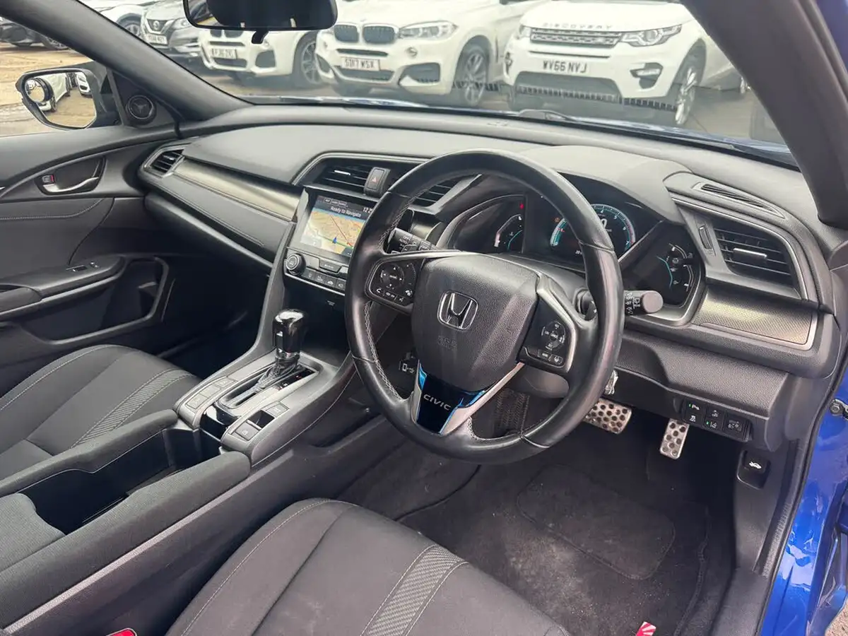 2018-honda-civic-10-vtec-turbo-sr-129ps-hatchback-5d-cvt-big-17