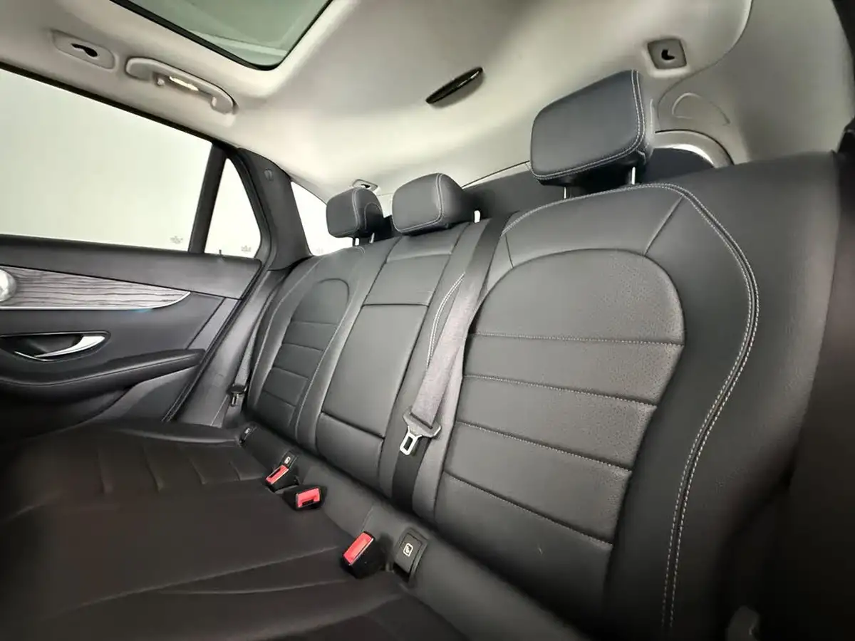 2018-mercedes-benz-glc-class-21d-glc220d-sport-premium-plusss-station-wagon-5d-big-18