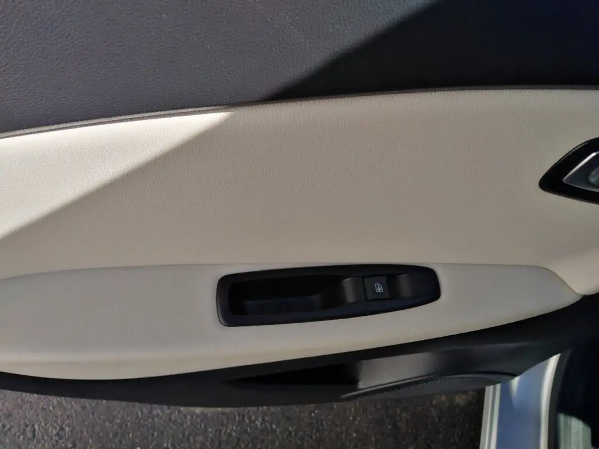 2019-renault-captur-15dci-gt-line-big-17