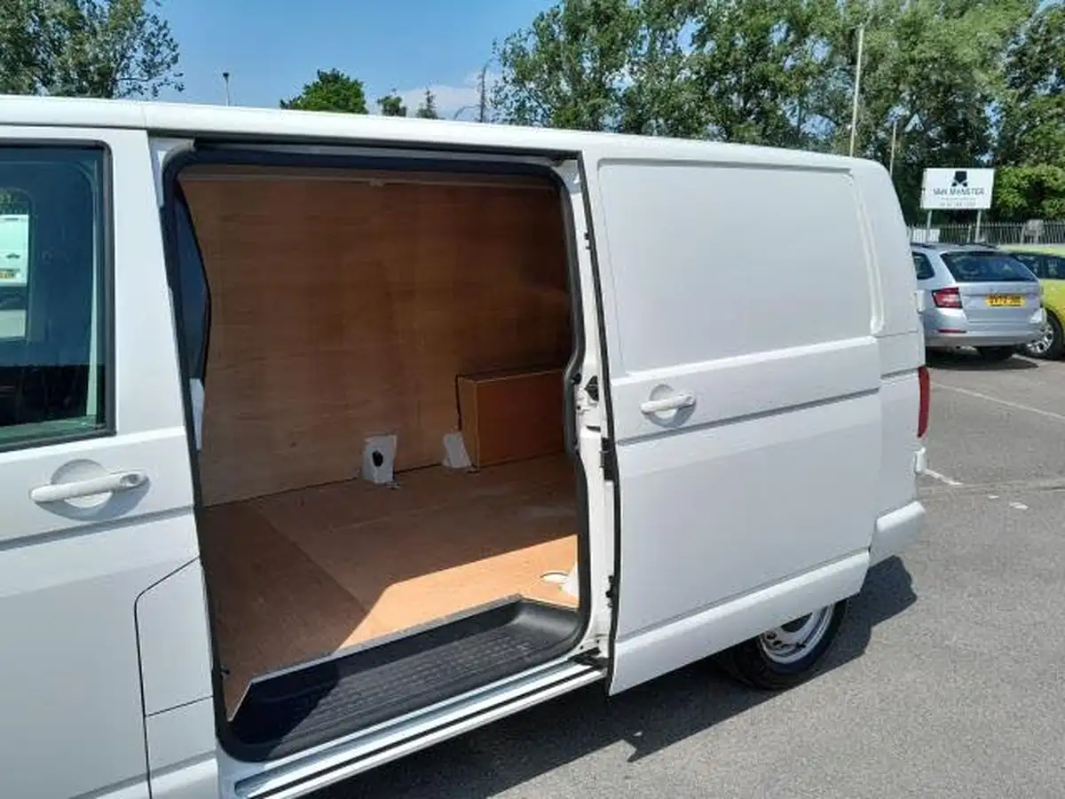 2023-volkswagen-transporter-20tdi-t32-startline-bmt-lwb-150pseu6d-panel-van-big-10