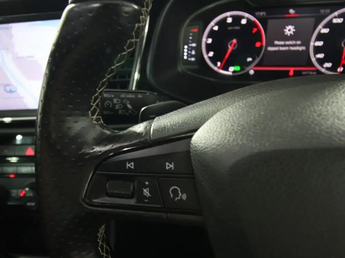 2020-seat-leon-20-tsi-cupra-290-big-17