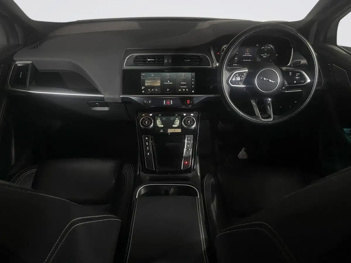 2021-jaguar-i-pace-ev400-se-big-2