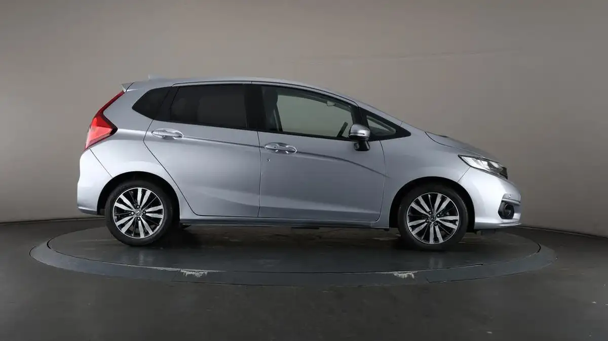 2020-honda-jazz-13-i-vtec-ex-navi-big-58