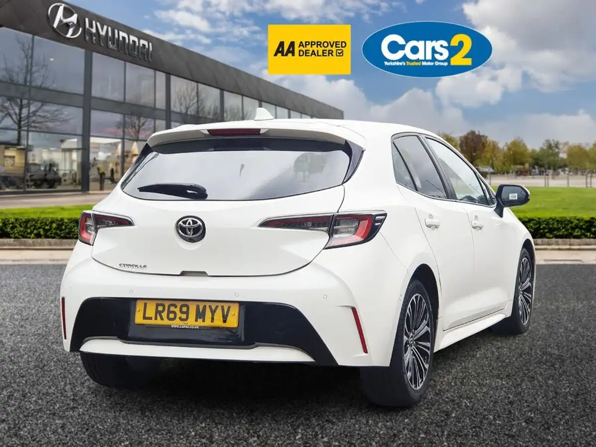 2019-toyota-corolla-12-vvt-i-design-spare-wheel-hatchback-big-3