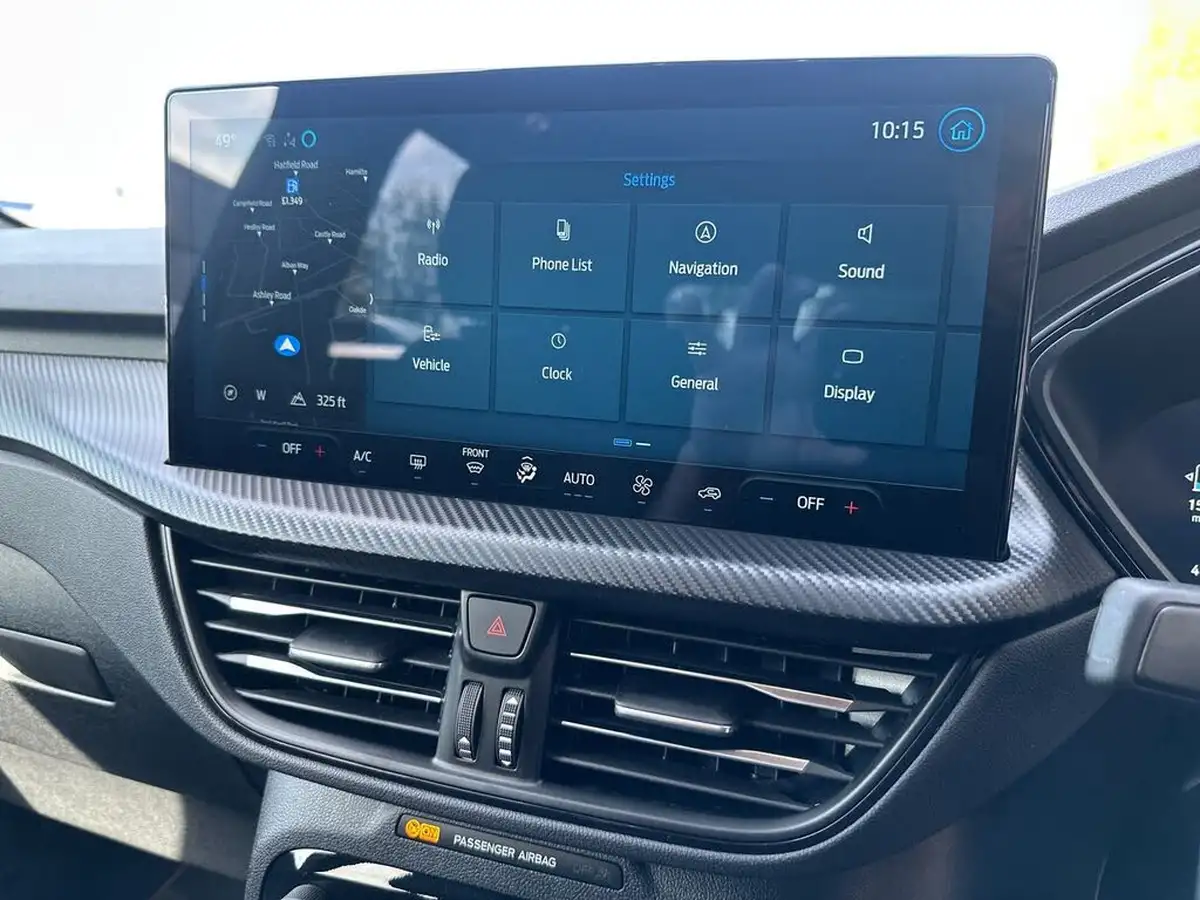 2025-ford-kuga-25t-st-line-243ps-phev-big-18
