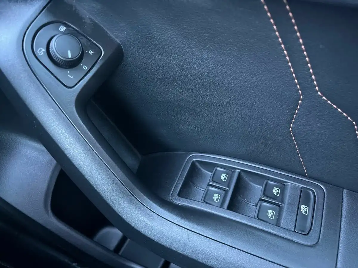 2024-cupra-ateca-15-ecotsi-v2-big-30