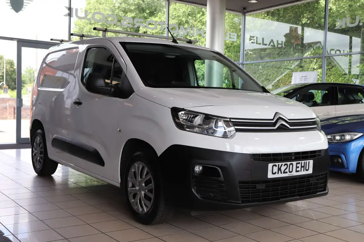 2020-citroen-berlingo-15bluehdi-1000-enterprise-100pseu6dt-e-ss-panel-big-9