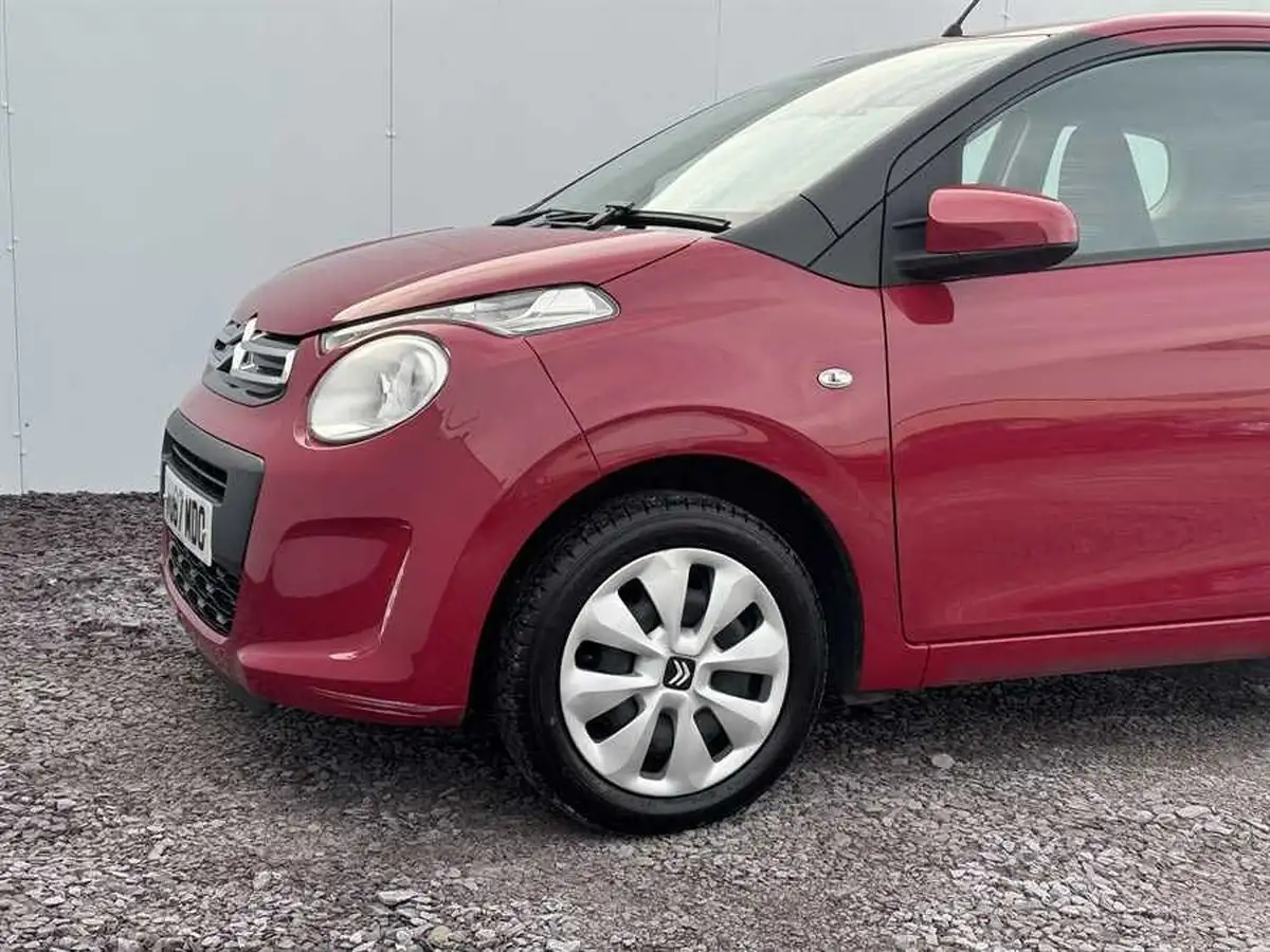 2017-citroen-c1-10-vti-feel-3d-big-4