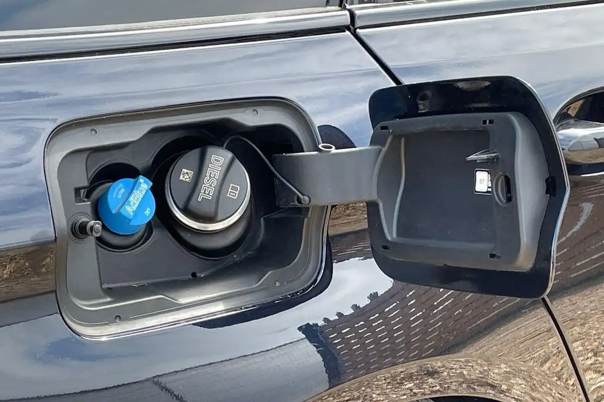 2021-bmw-5-series-20td-520d-m-sport-mht-touring-5d-big-14