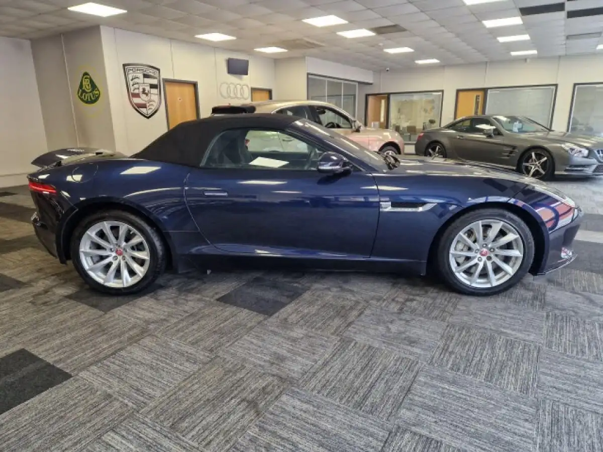 2018-jaguar-f-type-30-v6-sc-ss-convertible-big-2