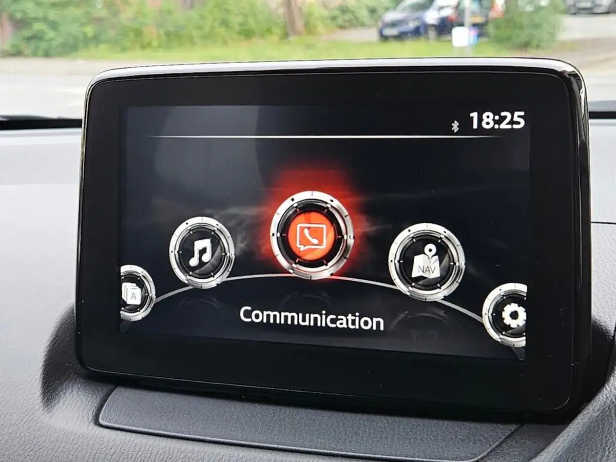 2019-mazda-mazda2-15-gt-sport-nav-115ps-big-21