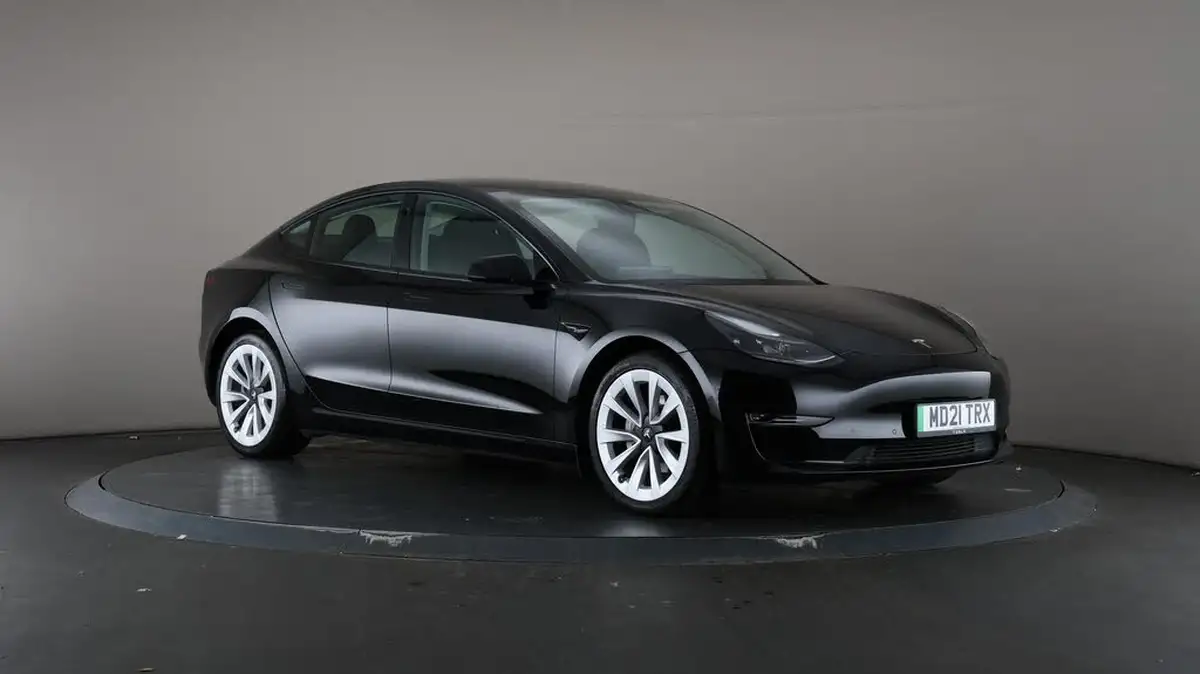 2021-tesla-model-3-e-long-range-4x4-big-52