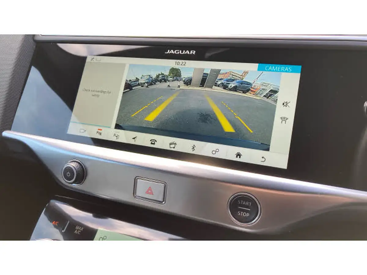 2019-jaguar-i-pace-ev400-se-big-11