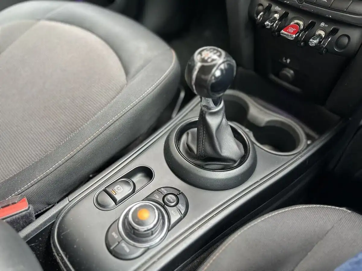 2018-mini-countryman-20td-cooper-d-sport-ss-all4-big-16