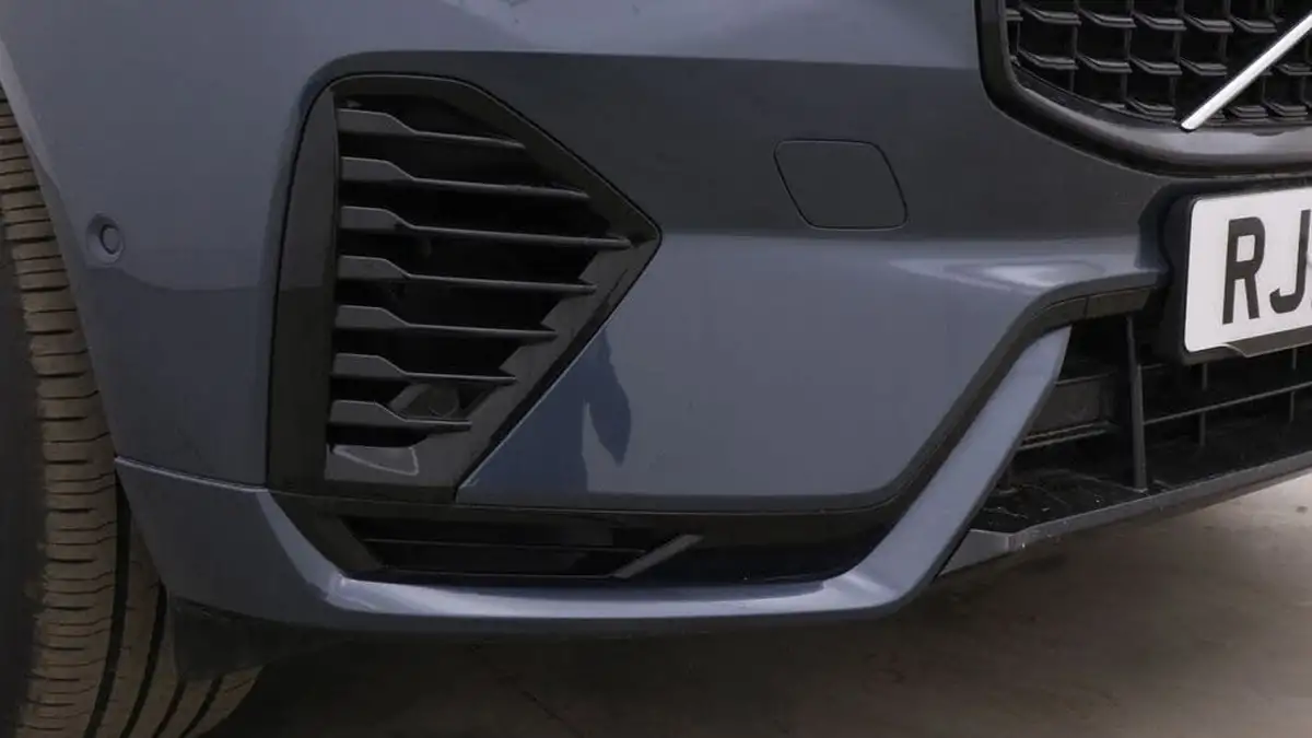 2024-volvo-xc60-20-b5-plus-big-19