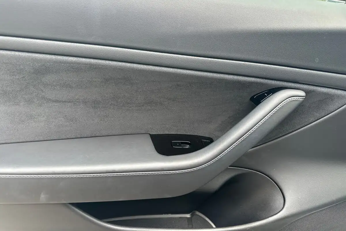 2020-tesla-model-3-e-standard-plus-big-4