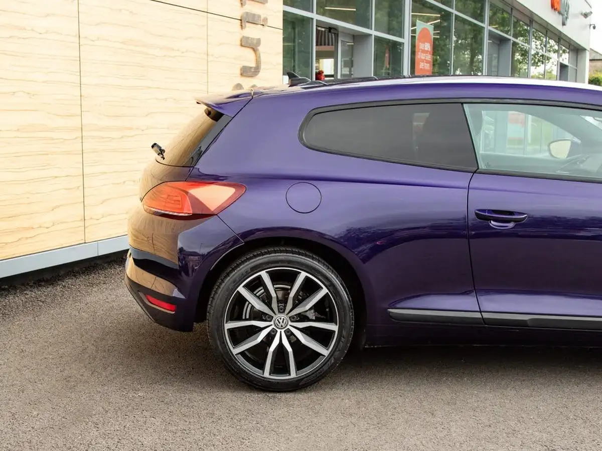 2017-volkswagen-scirocco-14-tsi-gt-ss-big-6