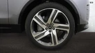 2024-land-rover-discovery-30-d300-dynamic-hse-small-8