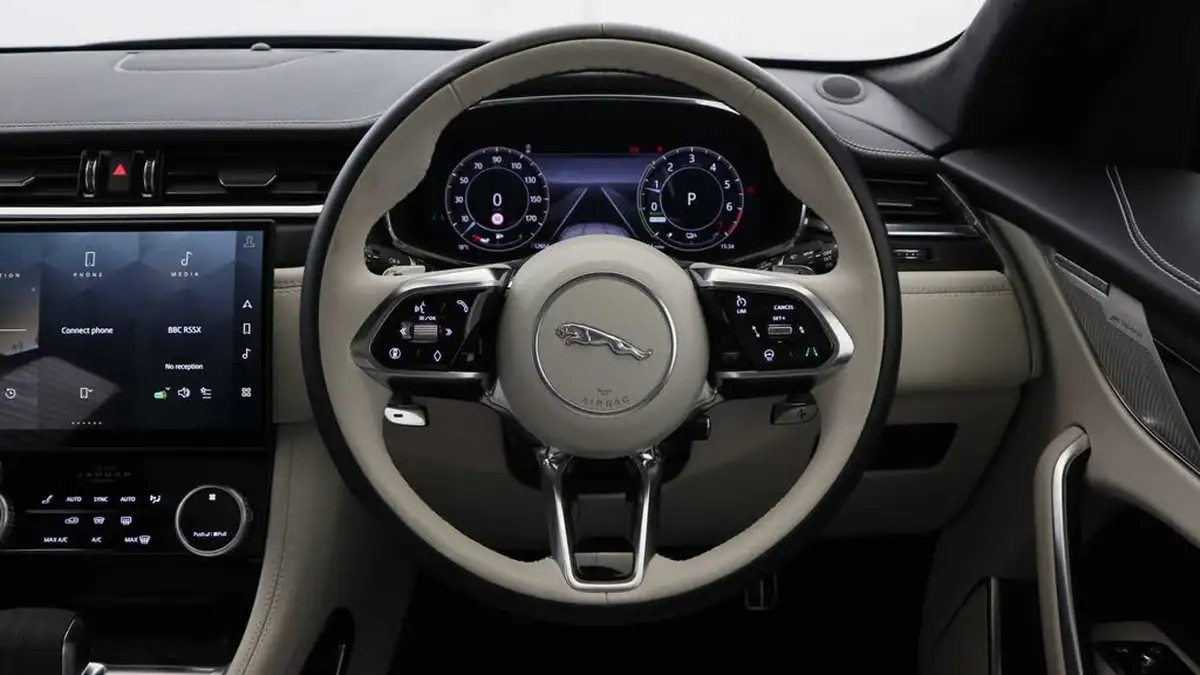 2024-jaguar-f-pace-20-p400e-r-dynamic-hse-black-big-12